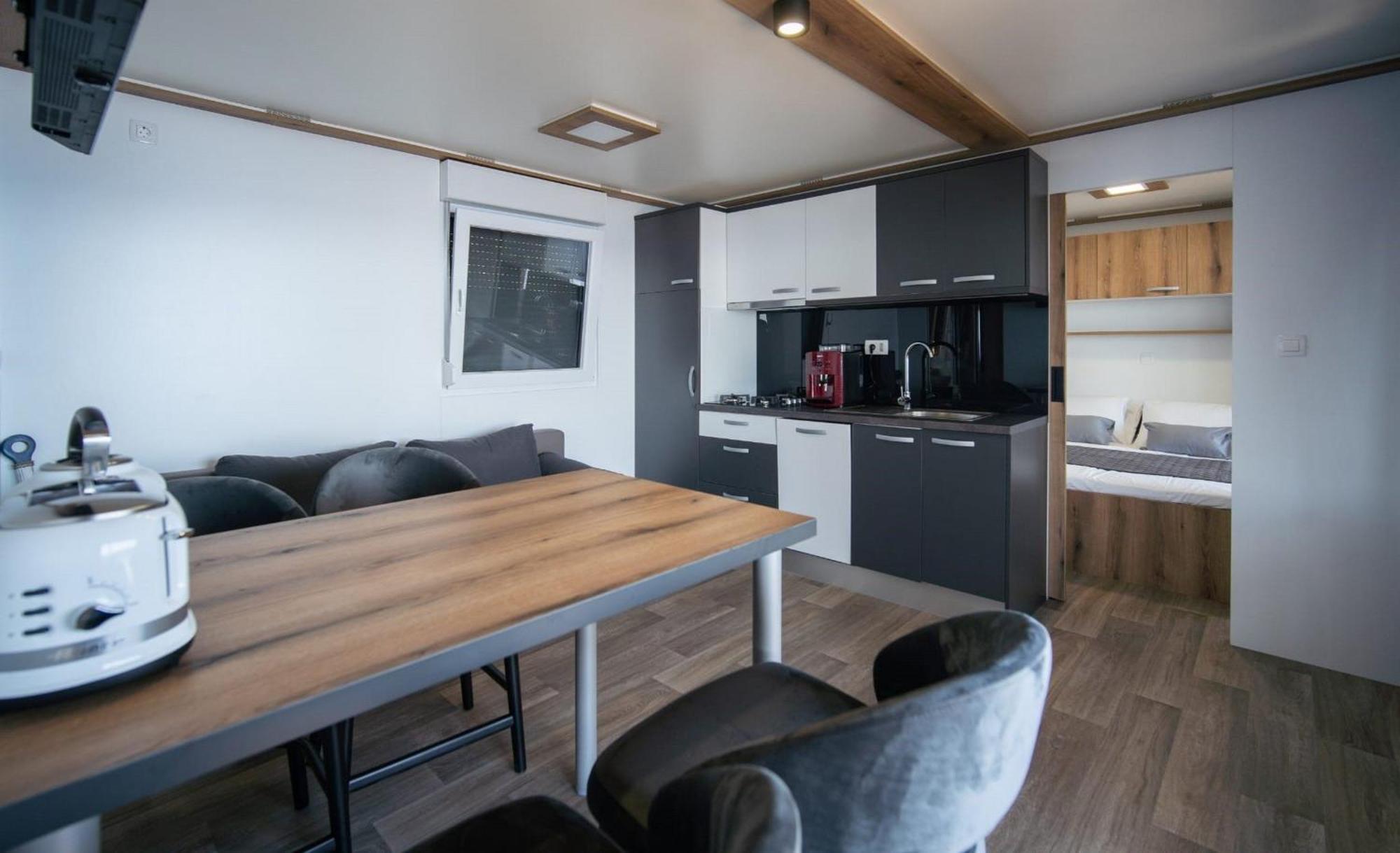Sunset Premium Camping Klenovica Ruang foto